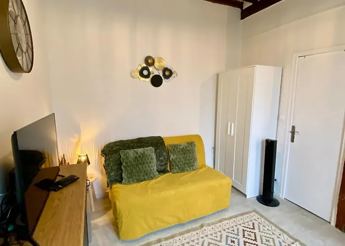 Proche Cathedral - Wifi - Netflix - Parking * Évreux